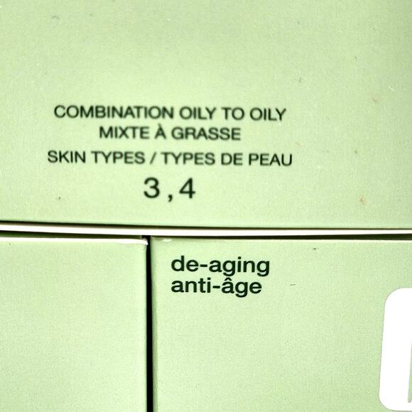 CLINIQUE REPAIRWEAR LASER FOCUS LINE SMOOTHING CREAM SPF 15 - Picture 8 of 10